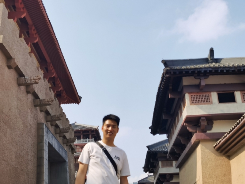 咸鱼不闲的第二张照片--杭州相亲服务中心