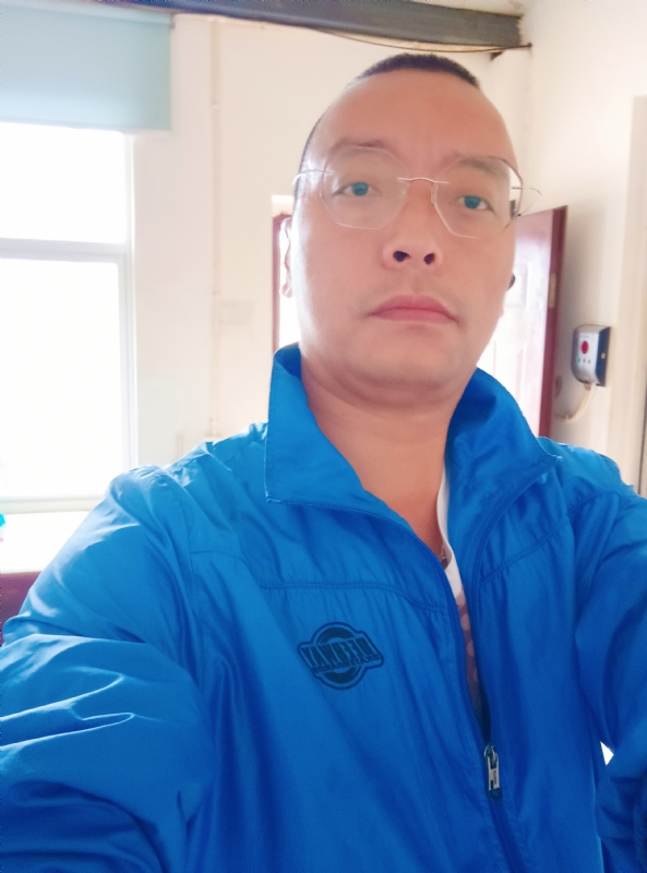 通海混混的第一张照片--杭州相亲服务中心