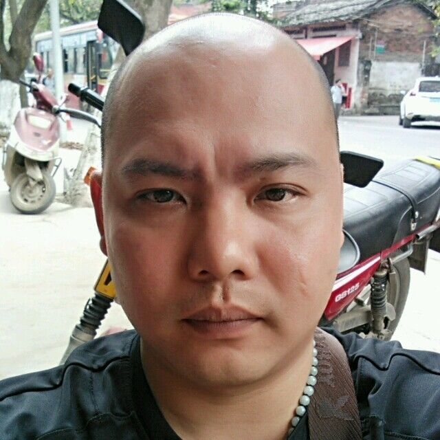 开心就好的第一张照片--杭州相亲服务中心