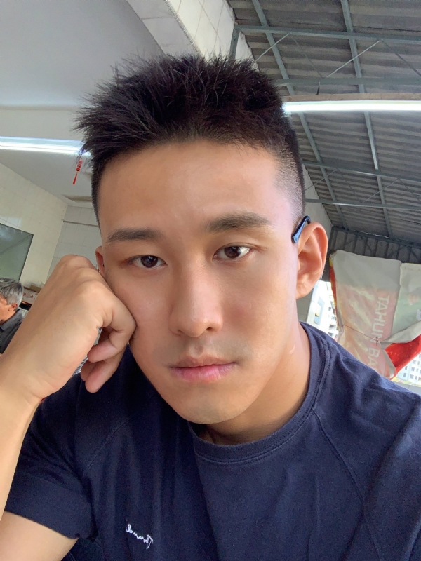相见恨晚的第二张照片--杭州相亲服务中心