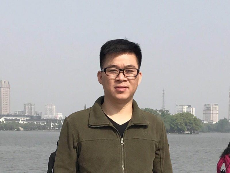 孔雀鱼的第一张照片--杭州相亲服务中心