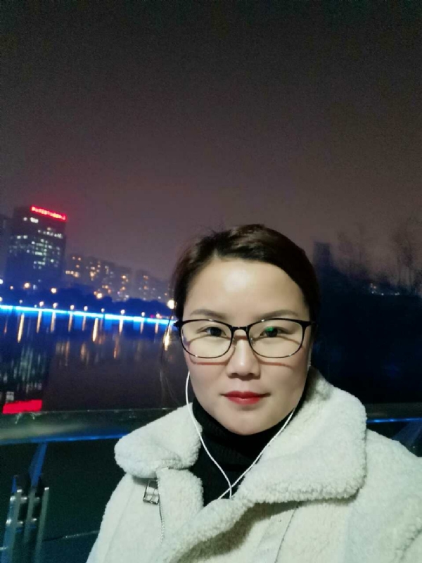 小英的第一张照片--杭州相亲服务中心