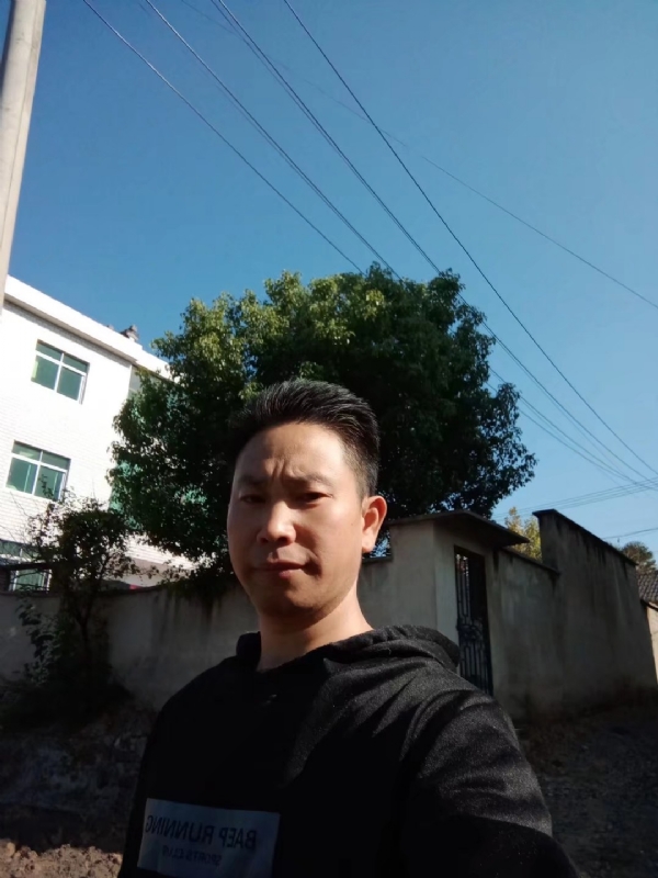 寻缘中的第二张照片--杭州相亲服务中心