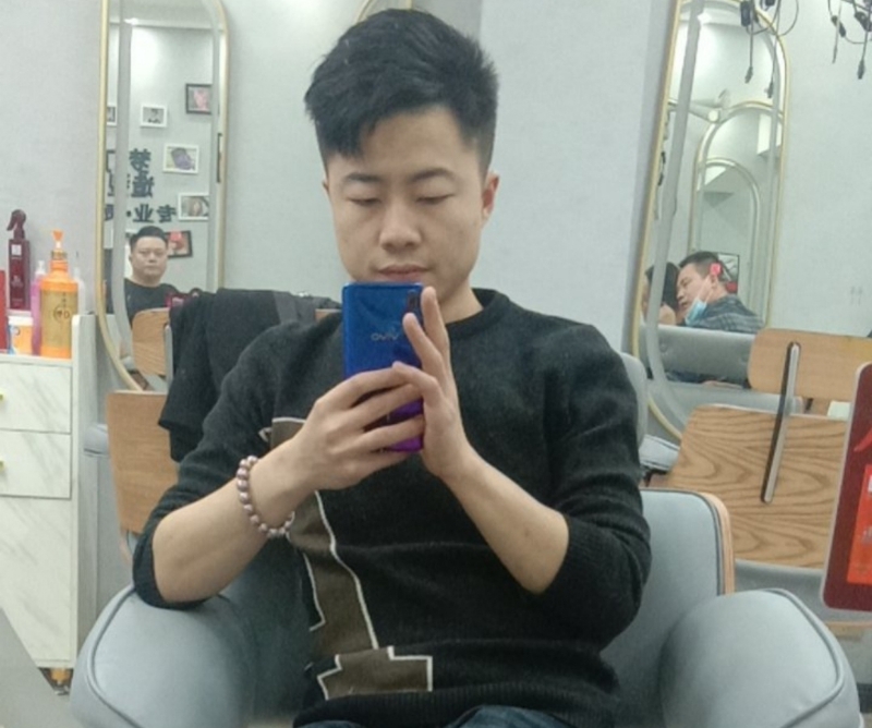 无法自拔的第一张照片--杭州相亲服务中心