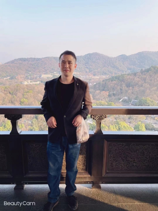 周周的第一张照片--杭州相亲服务中心