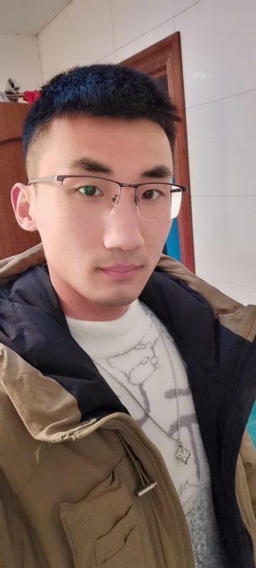 闯红灯吐泡泡的第一张照片--杭州相亲服务中心