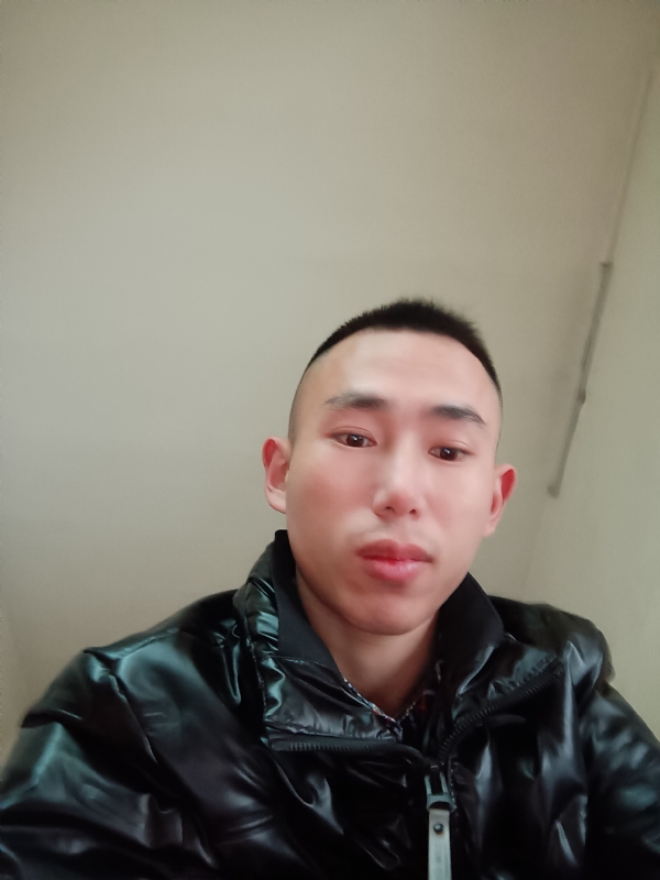阿浩的第一张照片--杭州相亲服务中心