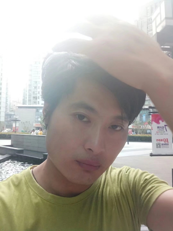 钢铁侠的第一张照片--杭州相亲服务中心