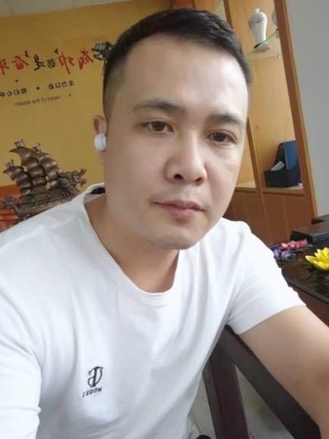 礼哥的第二张照片--杭州相亲服务中心