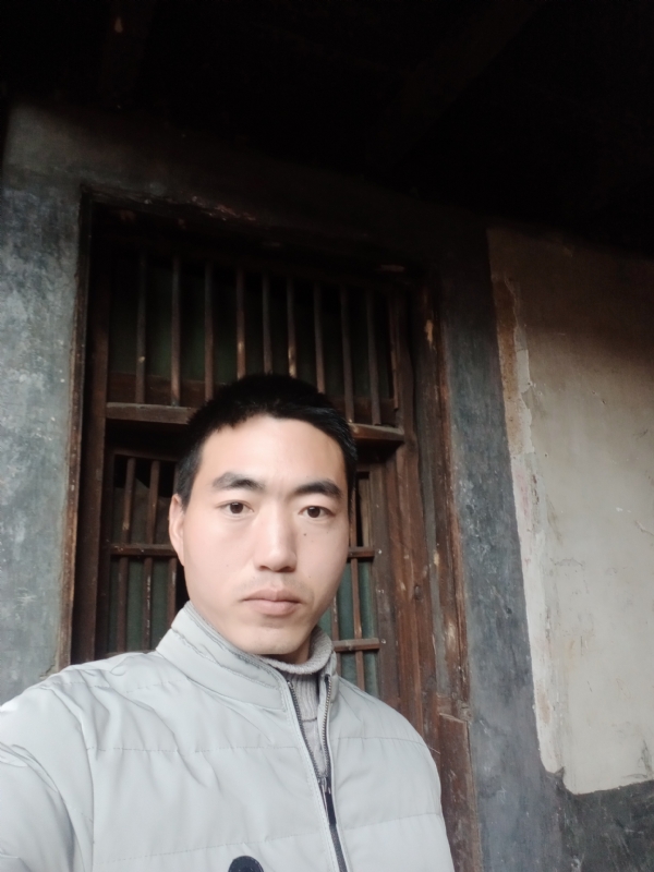 嫁与娶的第一张照片--杭州相亲服务中心