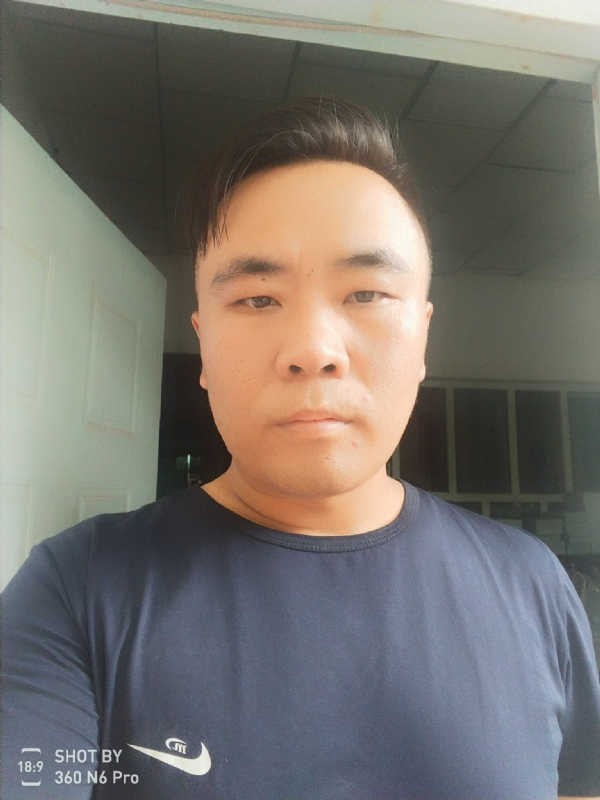 云的第一张照片--杭州相亲服务中心