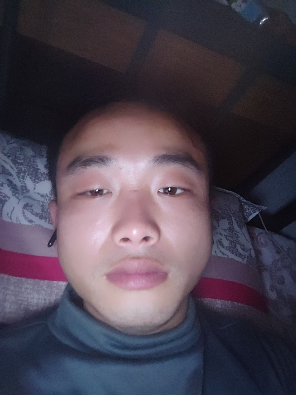 偏爱的第一张照片--杭州相亲服务中心