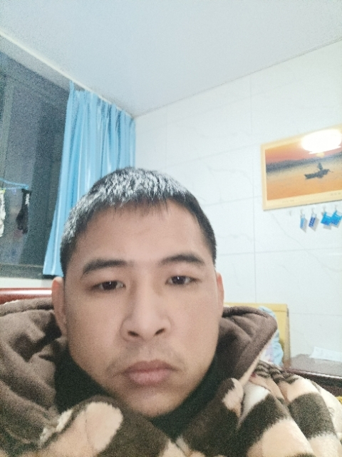 寂寞的第一张照片--杭州相亲服务中心