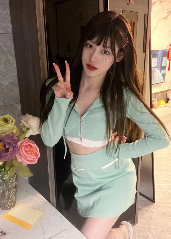 丹Dan的第一张照片--杭州相亲服务中心