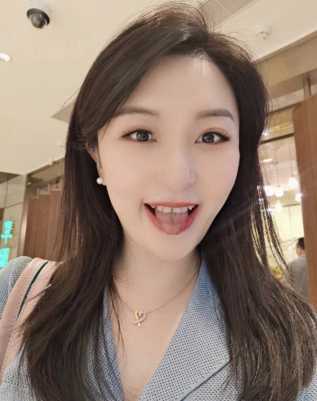 Judy的第三张照片--杭州相亲服务中心