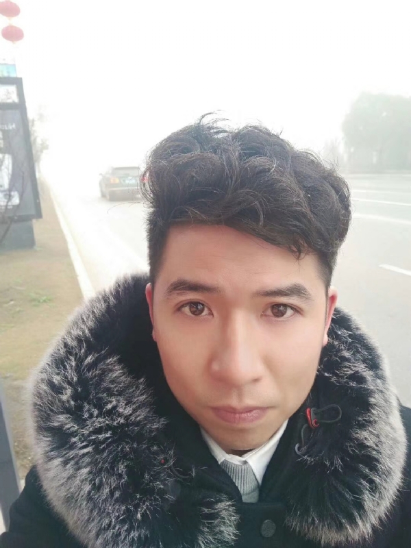 开心快乐每一天的第一张照片--杭州相亲服务中心