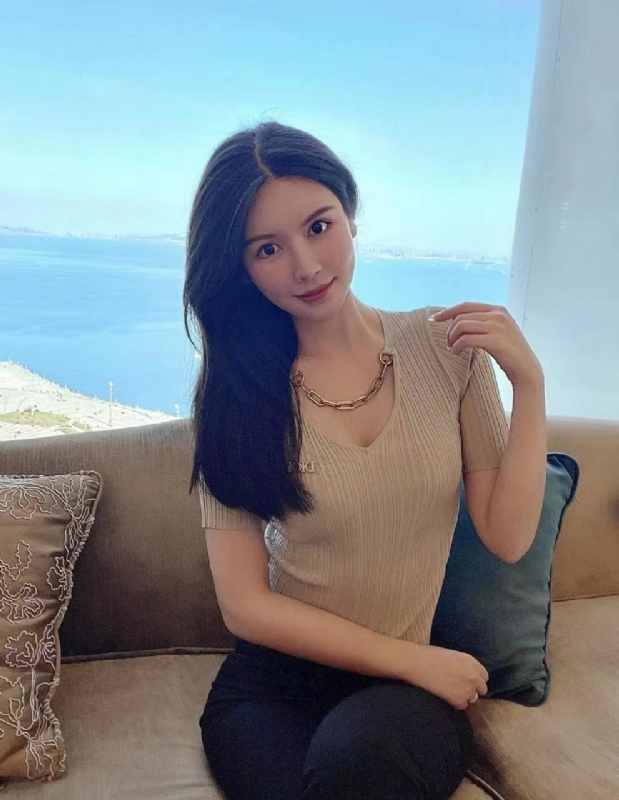 李芷晴的第一张照片--杭州相亲服务中心