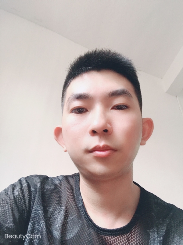 诚恳的第一张照片--杭州相亲服务中心