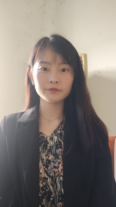啾啾儿的第一张照片--杭州相亲服务中心