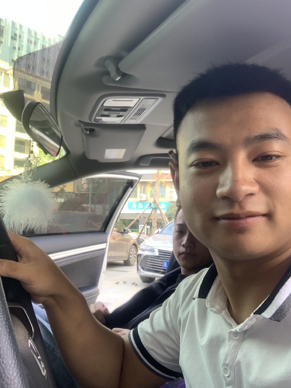 古有风琴的第三张照片--杭州相亲服务中心