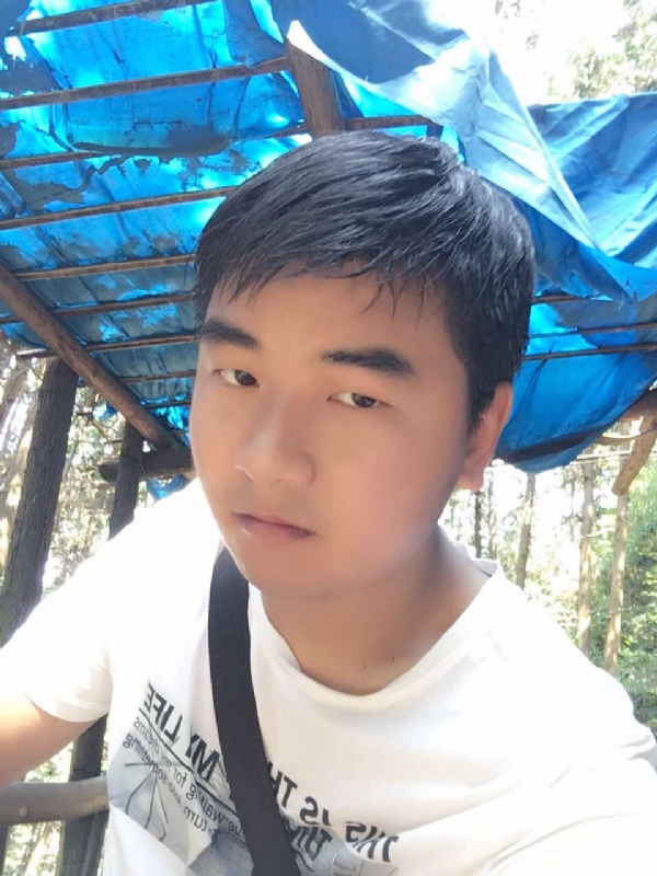 殷勤的王子的第三张照片--杭州相亲服务中心