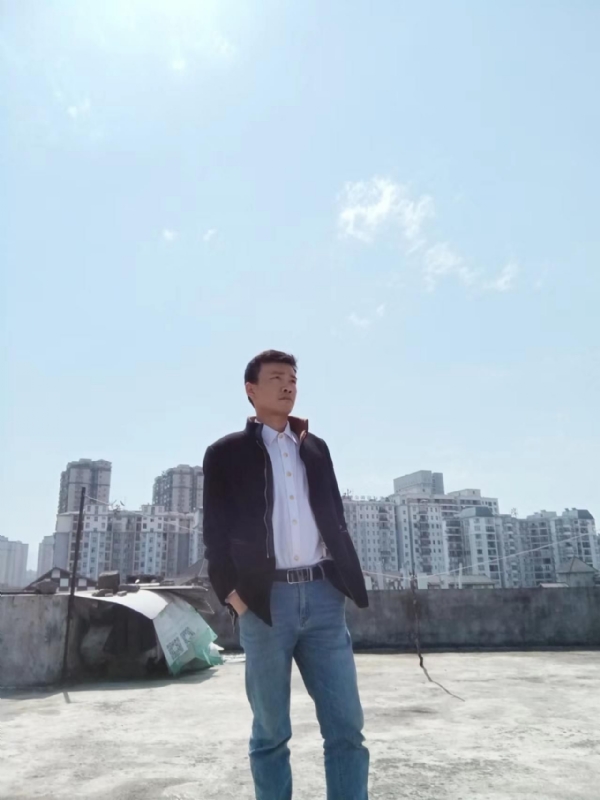 蓝色心情的第一张照片--杭州相亲服务中心