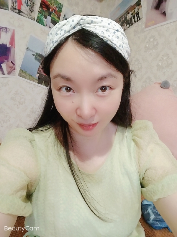 佳佳的第一张照片--杭州相亲服务中心