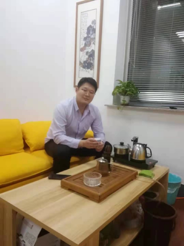 阳光的第一张照片--杭州相亲服务中心