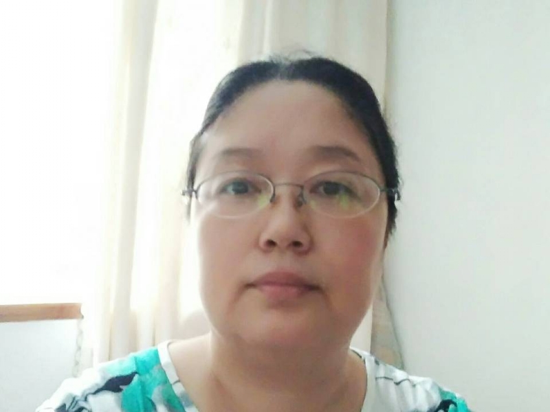 雨中漫步的第二张照片--杭州相亲服务中心