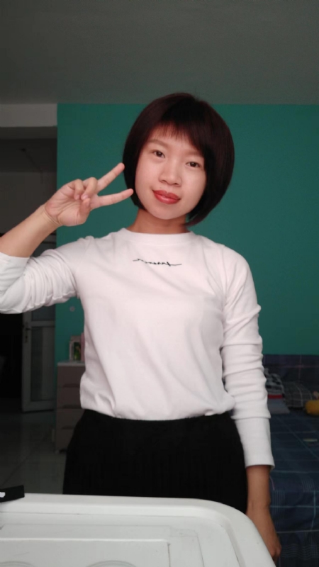 向日葵的第一张照片--杭州相亲服务中心