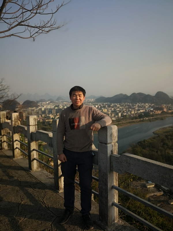 漓江之上的第三张照片--杭州相亲服务中心
