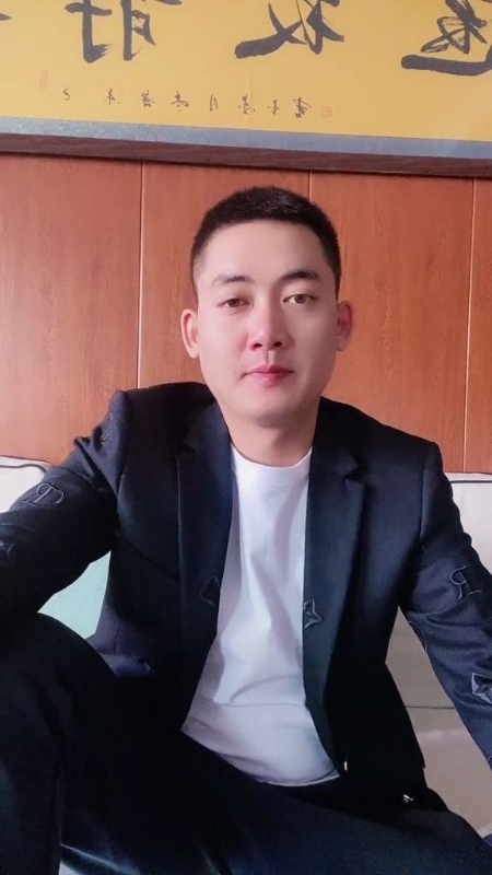 李泽胜的第一张照片--杭州相亲服务中心