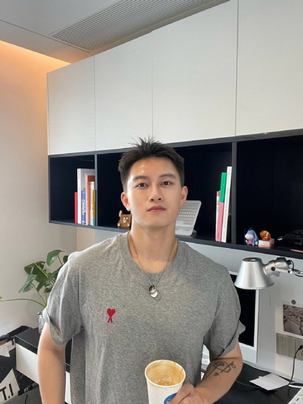 月光之下的第二张照片--杭州相亲服务中心