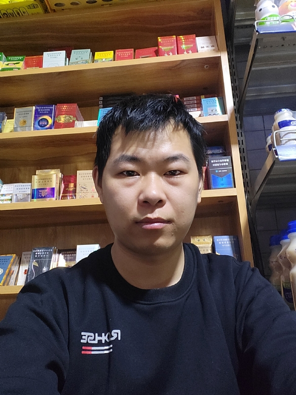 路途中的暖风的第一张照片--杭州相亲服务中心