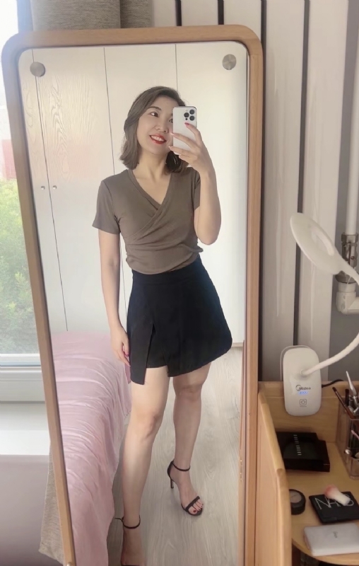 丽波的第二张照片--杭州相亲服务中心