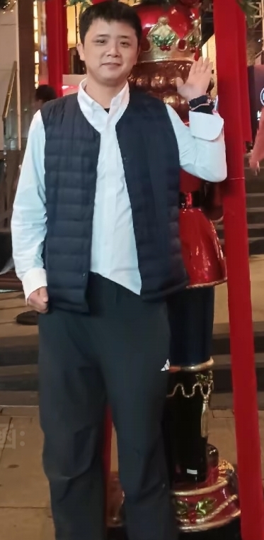 龙凤呈祥的第一张照片--杭州相亲服务中心