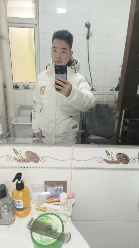 小李的第一张照片--杭州相亲服务中心