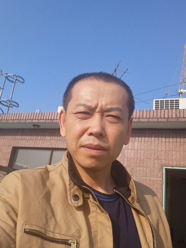 红尘逐浪的第一张照片--杭州相亲服务中心