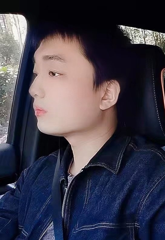 凉锦年的第一张照片--杭州相亲服务中心