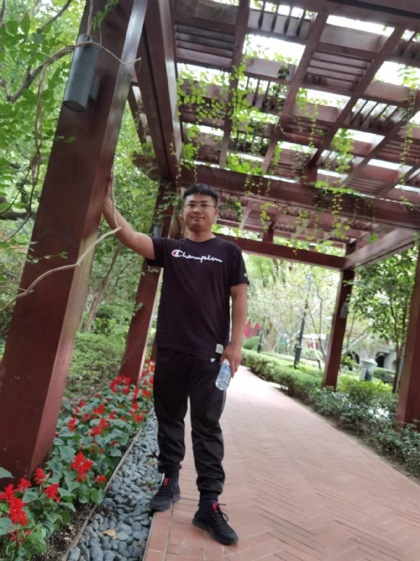 会飞的鱼的第一张照片--杭州相亲服务中心