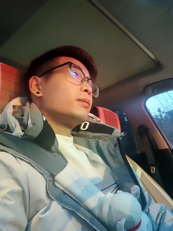 小奕的第二张照片--杭州相亲服务中心
