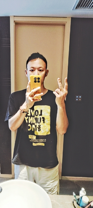 涵涵在的第一张照片--杭州相亲服务中心