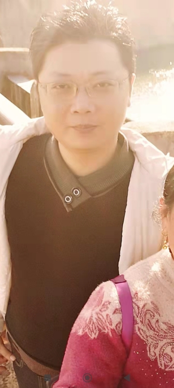 邓生的第二张照片--杭州相亲服务中心
