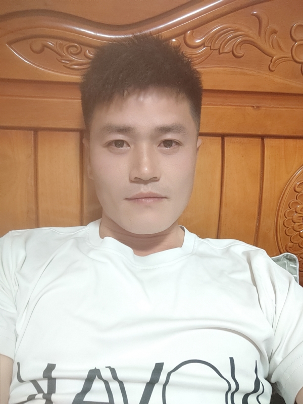 网球罗的第三张照片--杭州相亲服务中心