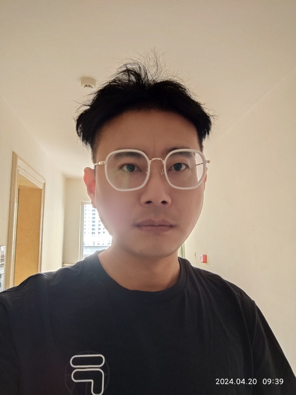 信带小李的第一张照片--杭州相亲服务中心