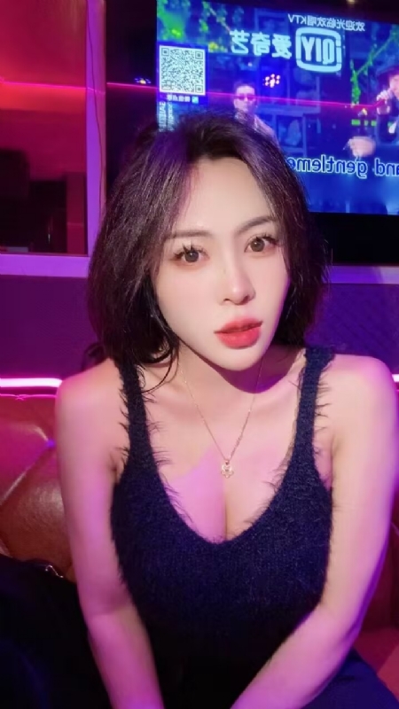 素素可月的第一张照片--杭州相亲服务中心