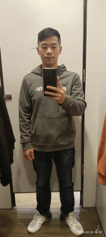 酷酷的少年的第一张照片--杭州相亲服务中心