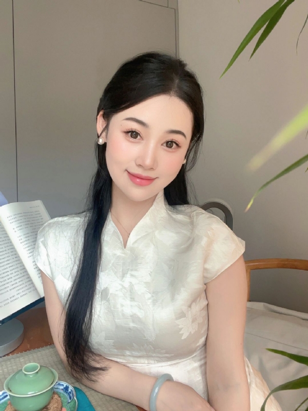 小慧的第一张照片--杭州相亲服务中心