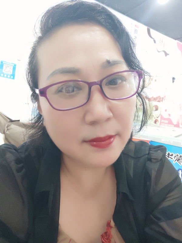 娜财娜福的第一张照片--杭州相亲服务中心