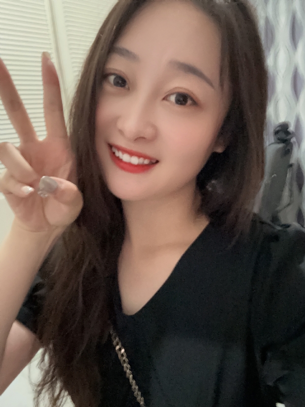 草莓的第一张照片--杭州相亲服务中心